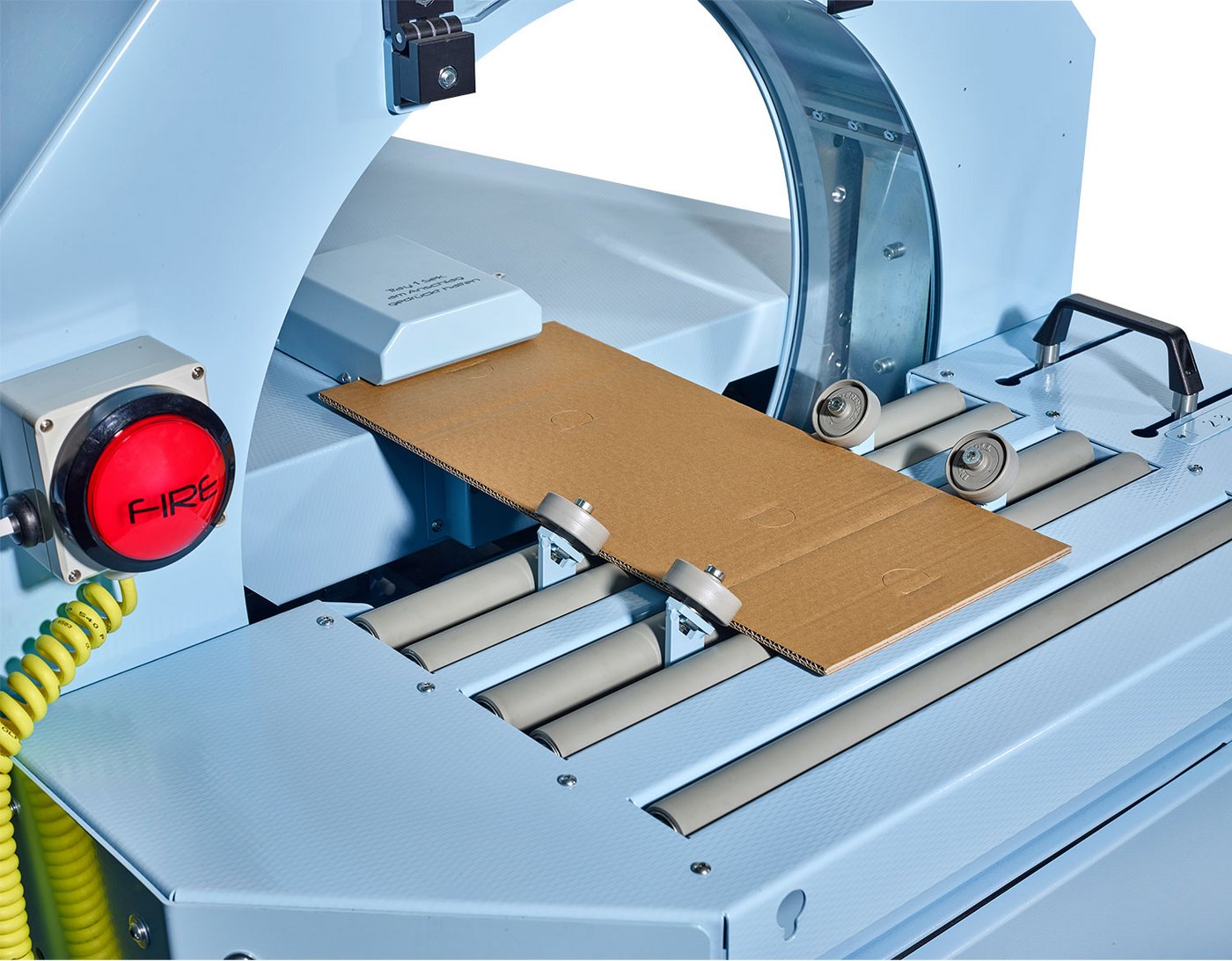 Packaging process Place tray